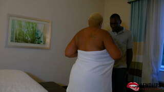 Lady Onyxx fucking di teiripeoir massage