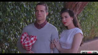 Hot par Casey Calvert og Robby Echo utendørs sex Hot par Casey Calvert og Robby Echo utendørs sex