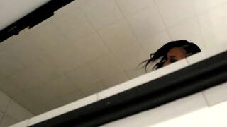 ариун цэврийн өрөө, халуун