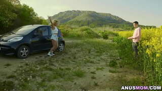 Cherry het Sam ouma en&#039;n kers in haar gat vir hom om te blaas